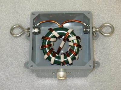 Balun Designs 1:1 3kw Ögla topp och sida